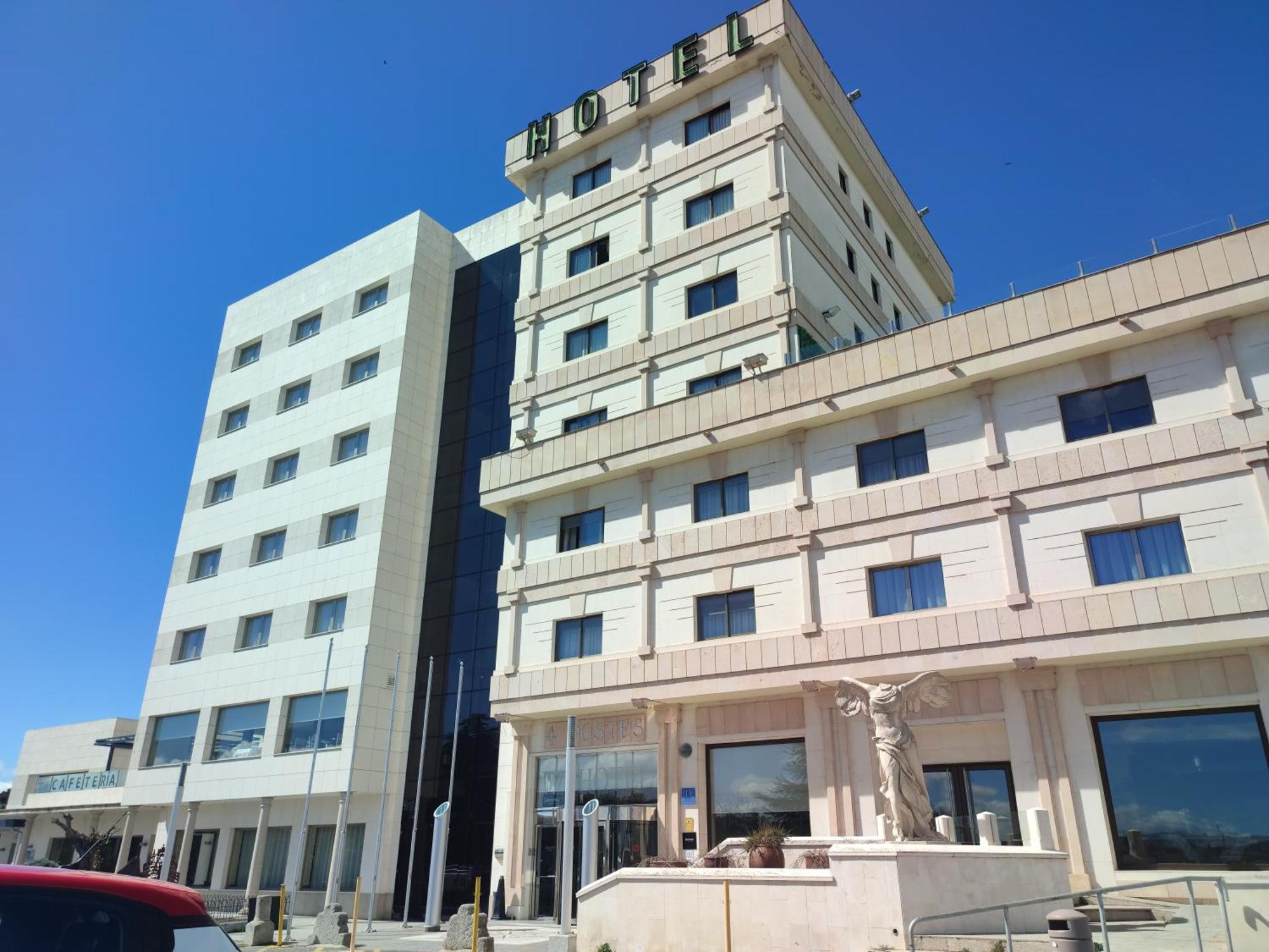 Hotel Sercotel Cuatro Postes Ávila Екстериор снимка