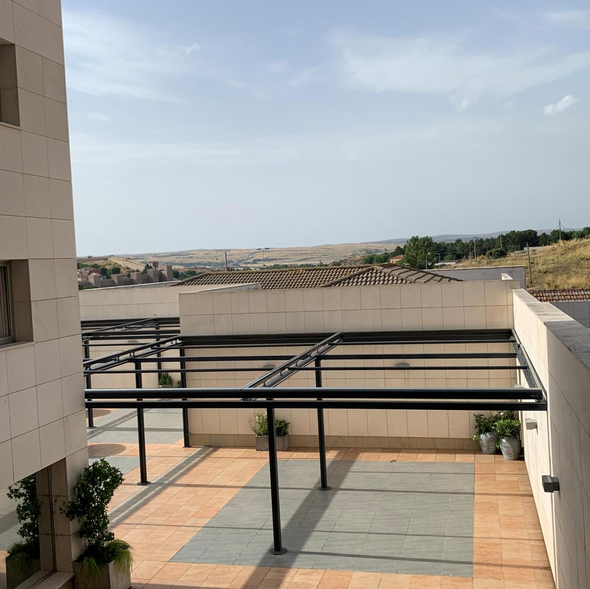 Hotel Sercotel Cuatro Postes Ávila Екстериор снимка