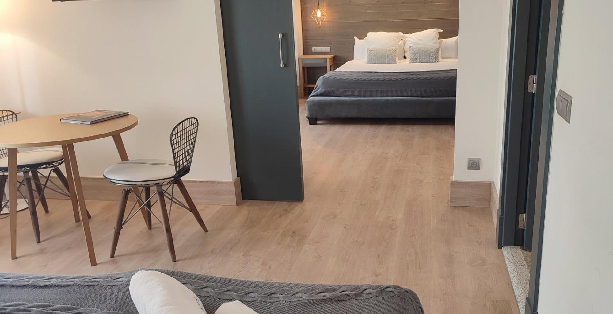 Hotel Sercotel Cuatro Postes Ávila Екстериор снимка